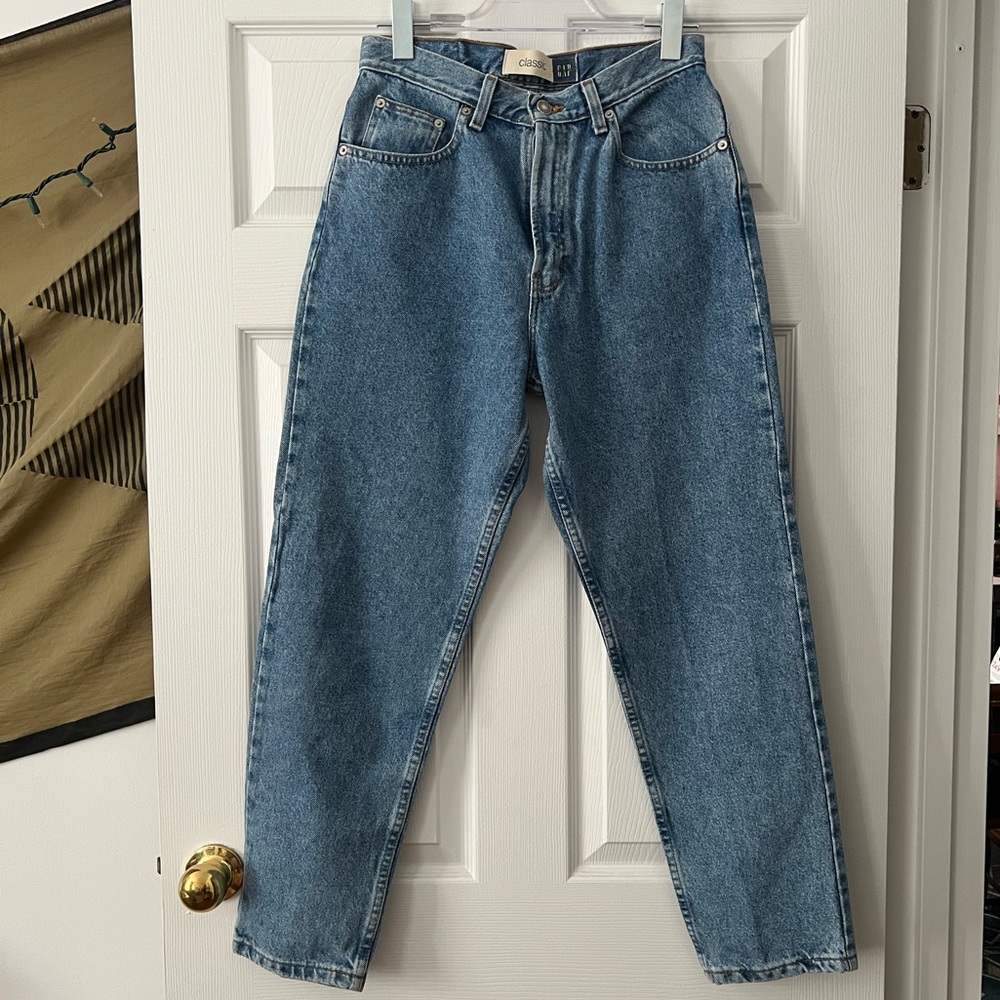 Vintage 90’s Gap Jeans | Size 6 / 28”